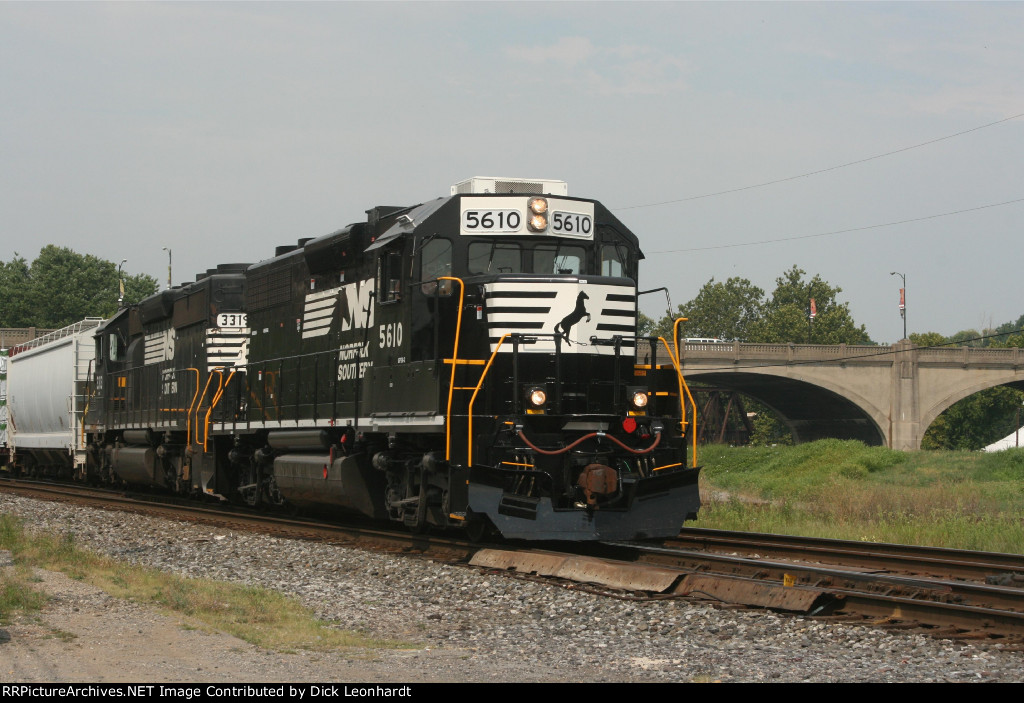 NS 5610